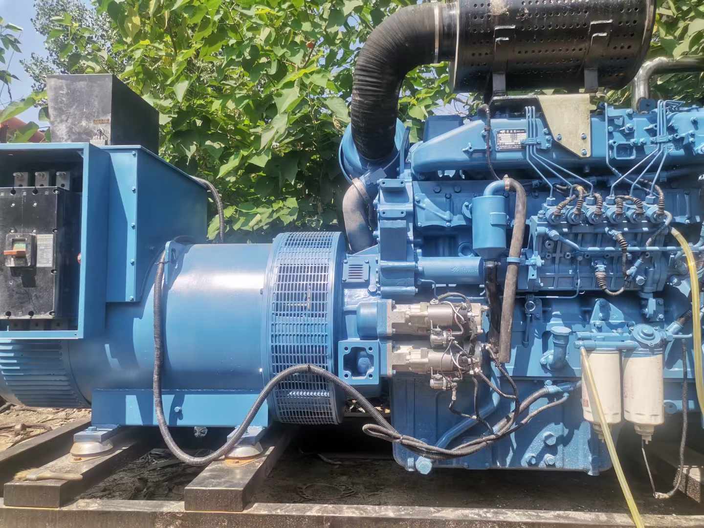 遂昌详细说明降低 800kW 柴油发电机输出电流波动的方法